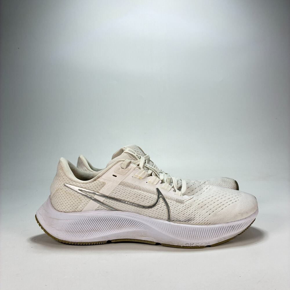 Nike Air Zoom Pegasus 38 White Silver Running Shoes CW7358-100 Women's Size 9.5